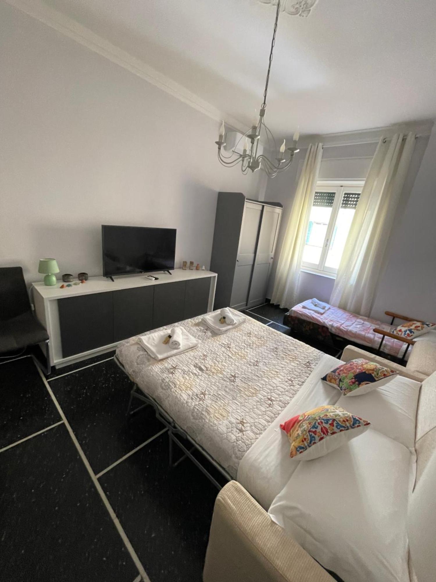 Molo Apartament Genoa Exterior photo